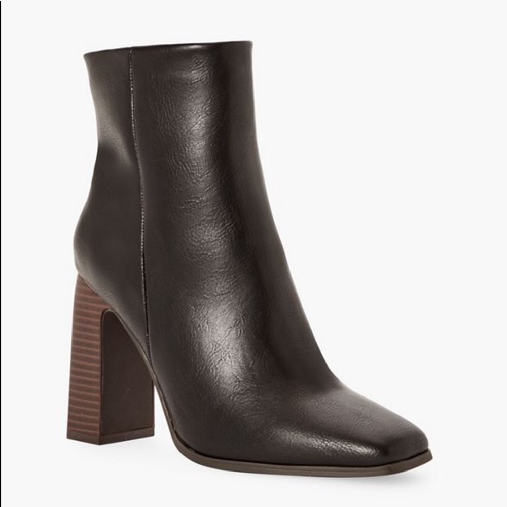 Black Block Healed Boots